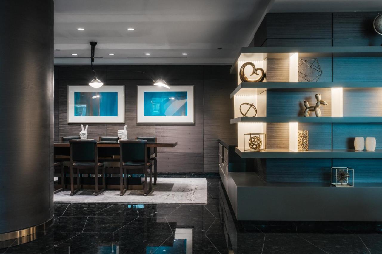 Paradox Vancouver Hotel Vancouver